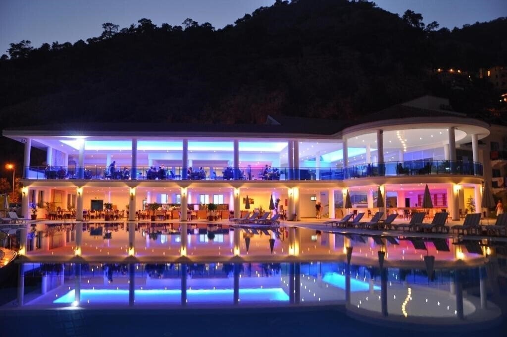 Фотографія Montebello Resort Hotel 4*