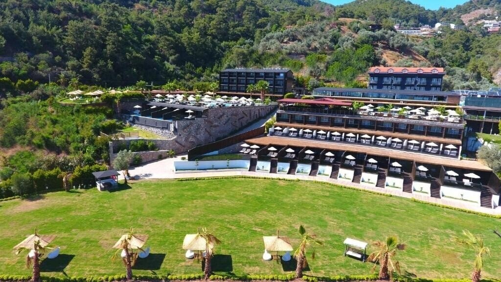 Отель Manaspark Deluxe Hotel Oludeniz 4*