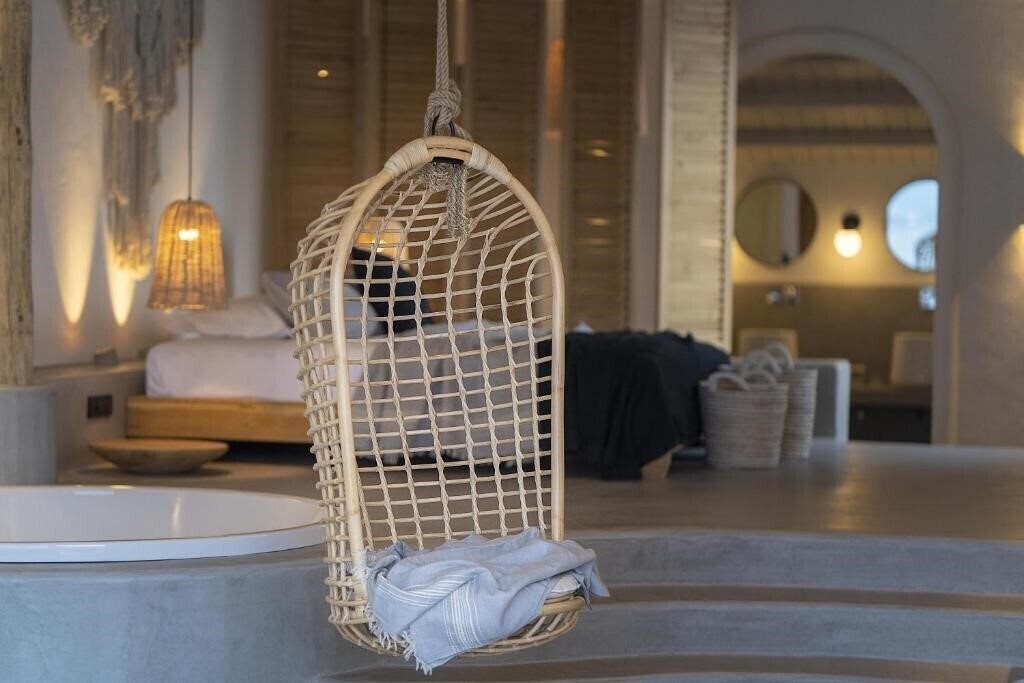 Фото Yacht Boheme Hotel 4*