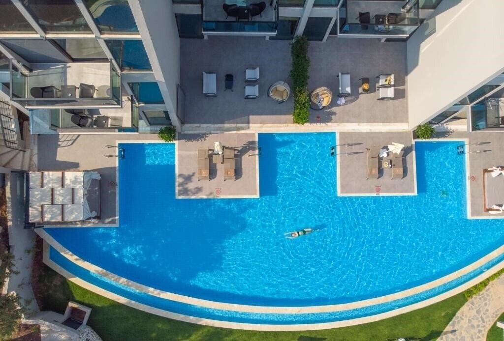 Фотографія Orka Cove Hotel Penthouse & Suites 4*