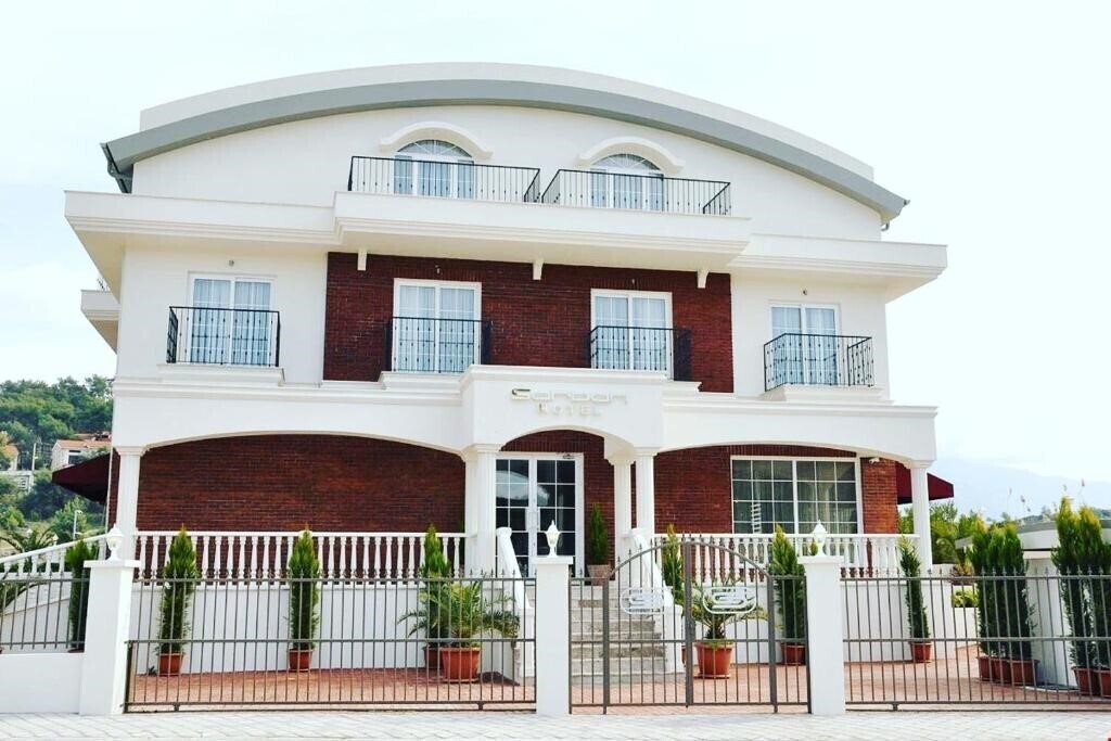 Готель Sarban Hotel 3*