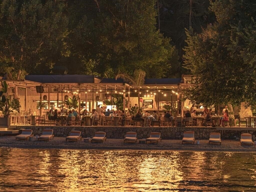 Картинка Yazz Collective 5*