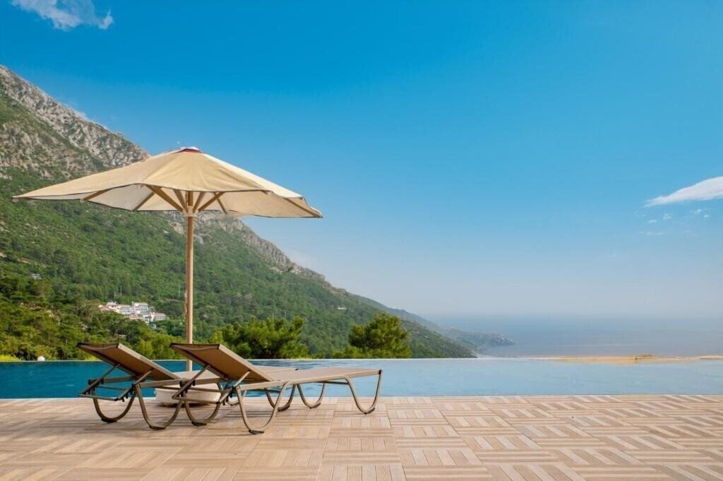 Готель Ramada by Wyndham Fethiye Oludeniz 4*