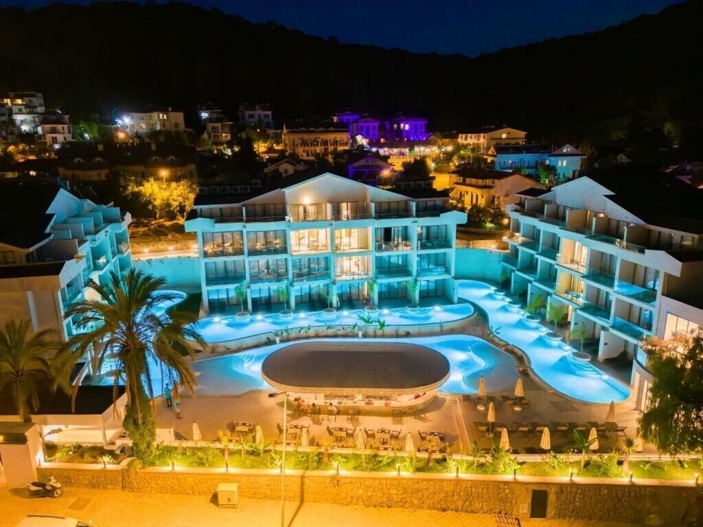 Готель Residence 222 Hisaronu 5*