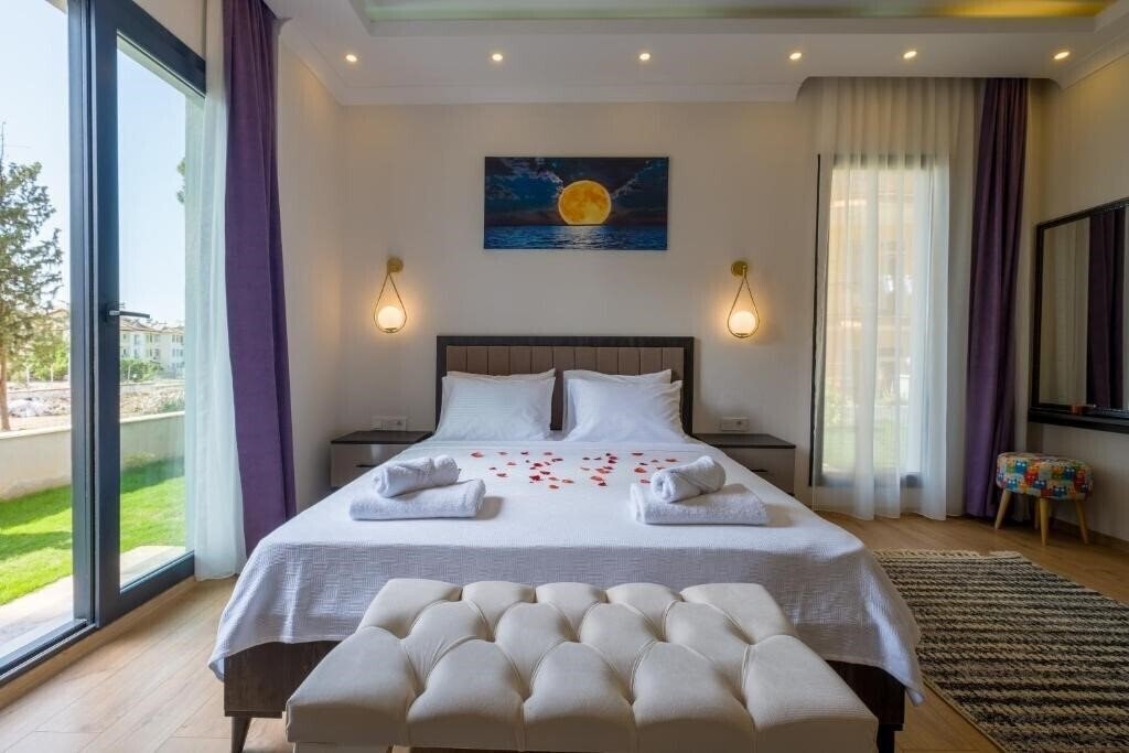 Готель Tanrise City Residence (ex. Sunrise City Residence) 4*