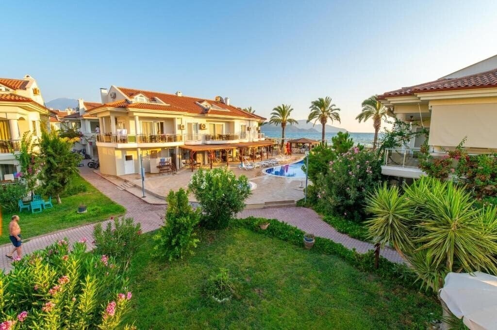 Изображение Sunset Beach Club Lebrentals 3*