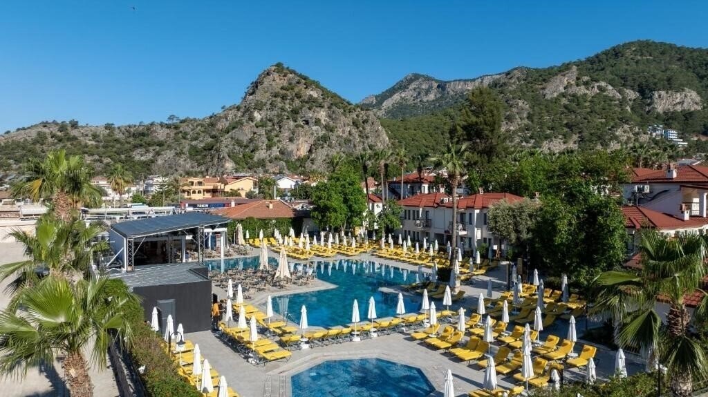 Отель Liberty Hotels Oludeniz 4*