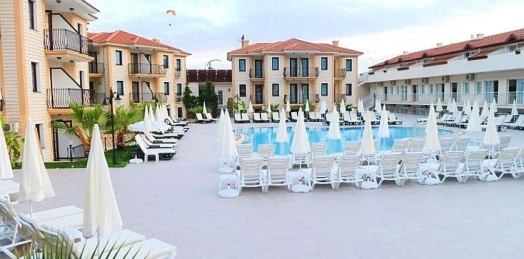 Готель Marcan Beach 4*