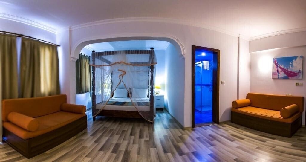 Фото Karbel Hotel 4*