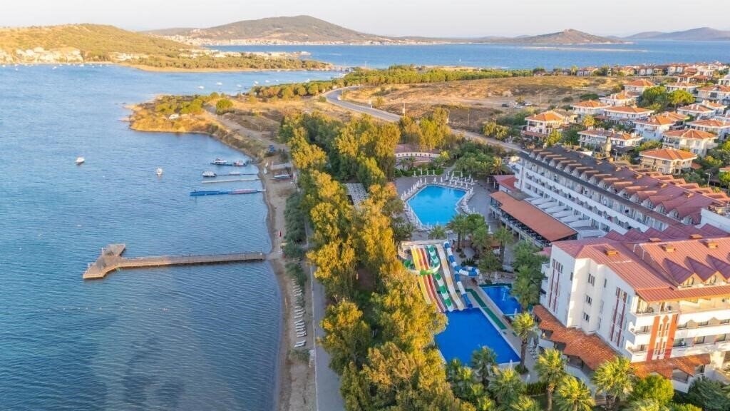 Отель Casa Solada Cunda Resort & Spa 5*