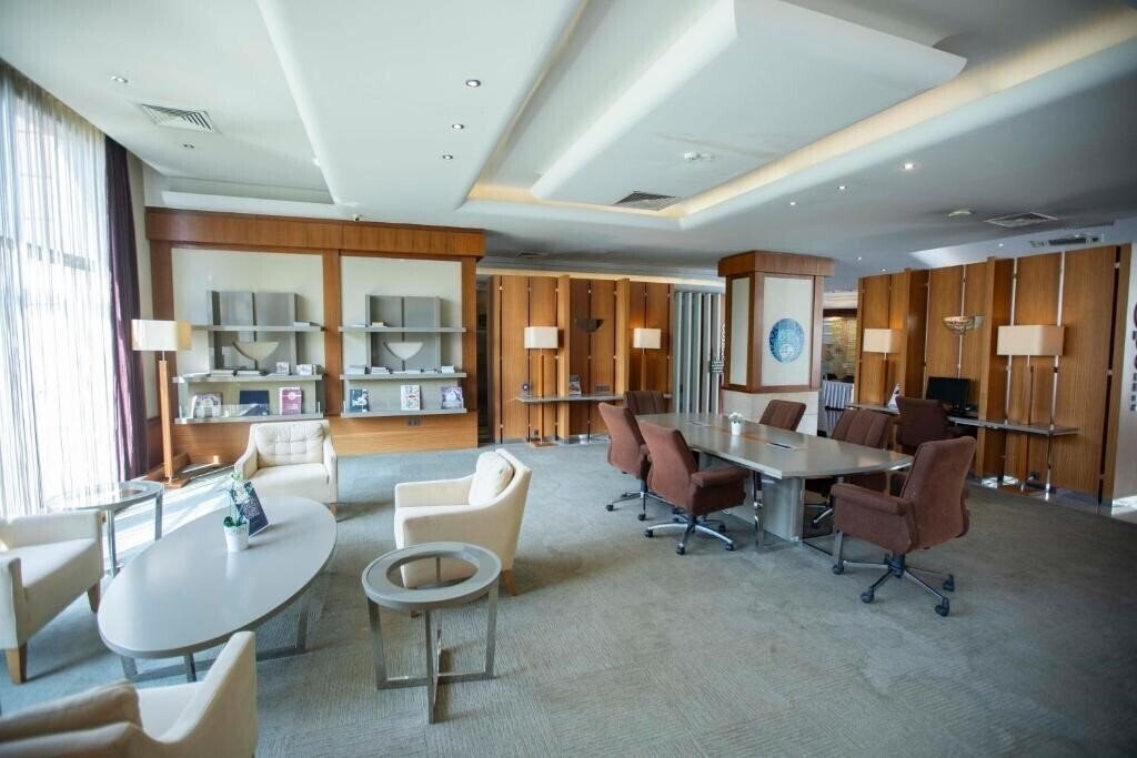 Фото Anemon Manisa Otel 4*