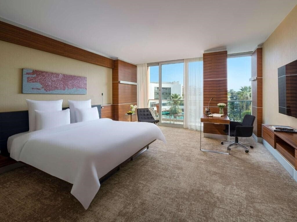 Фото Swissotel Buyuk Efes Izmir 3*