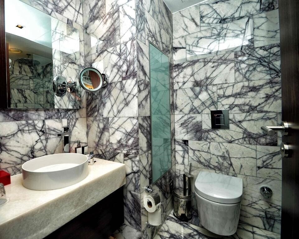 Фотографія Ramada Encore by Wyndham Izmir 4*
