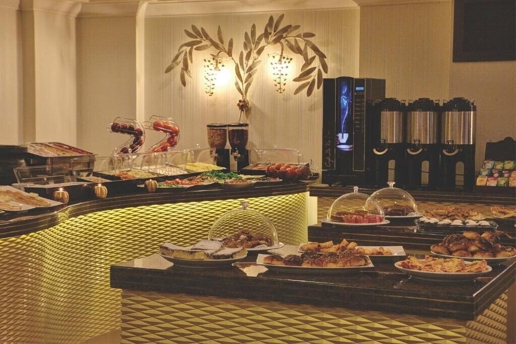 Фотография Susuzlu Atlantis Hotel 4*