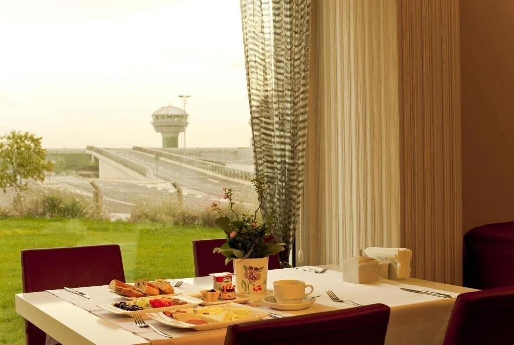 Фотография Orty Airport Hotel 3*