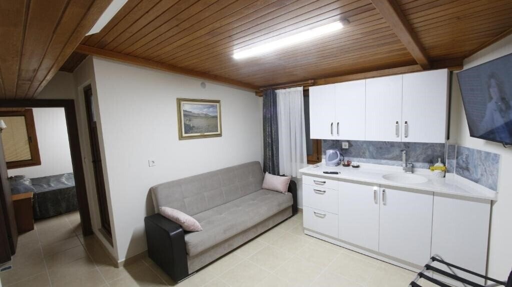 Фотография Ave Maria Hotel 2*