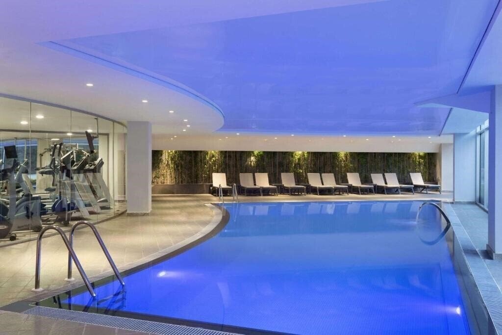 Фотография Ramada Hotel & Suites Kemalpasa Izmir 4*