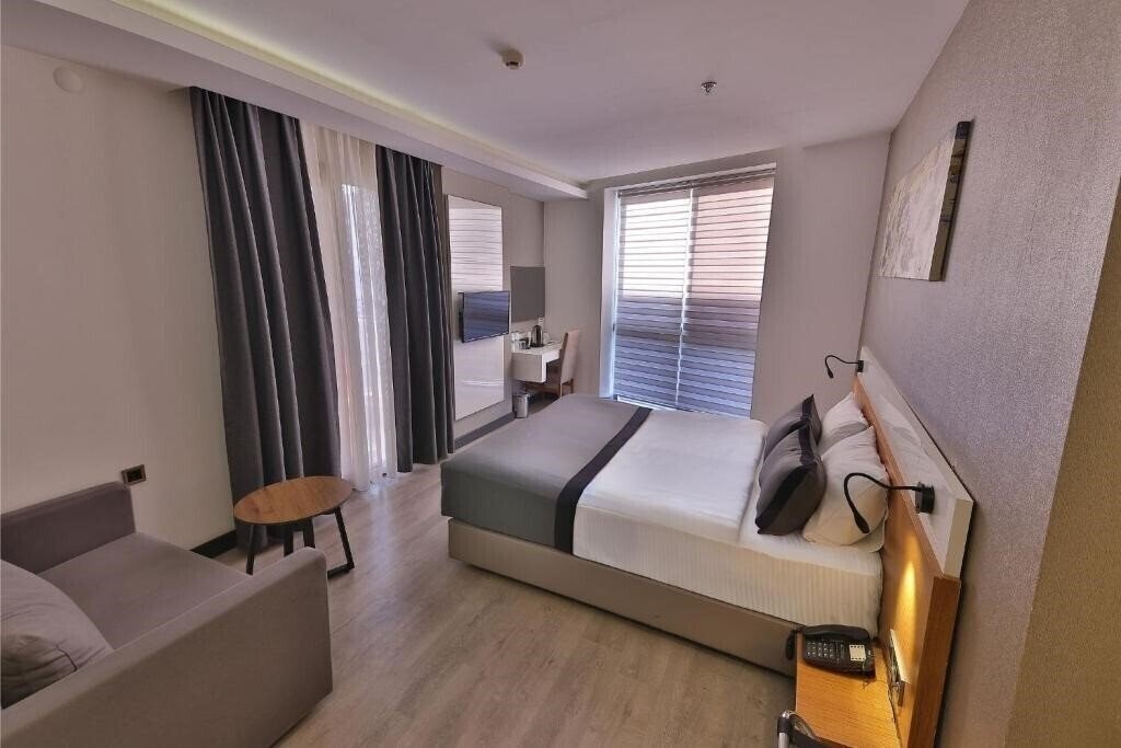 Картинка Buca Residence Hotel 3*