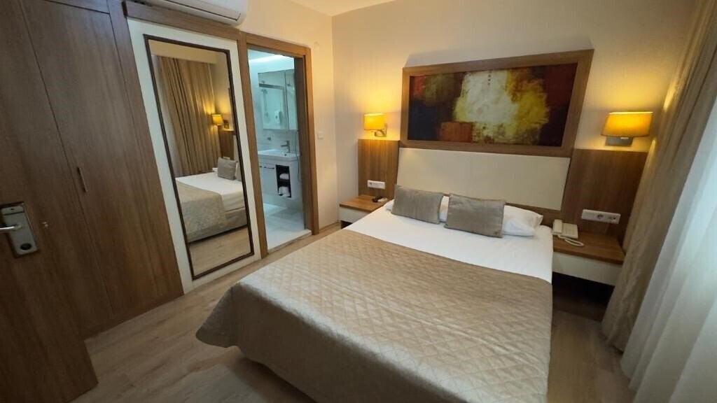 Фото Hotel Baylan Basmane 2*