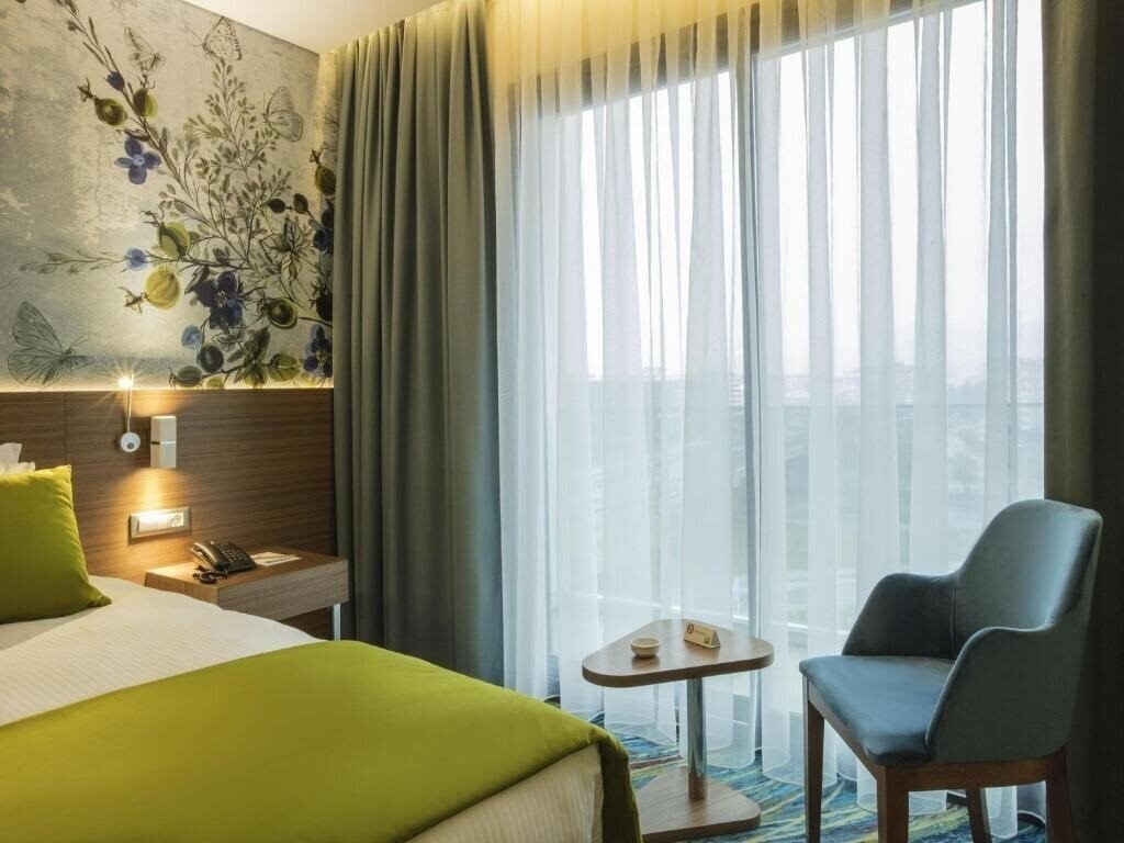 Фото Ibis Styles Izmir Bornova 3*