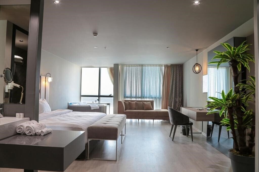 Картинка Pasaport Pier Hotel 3*