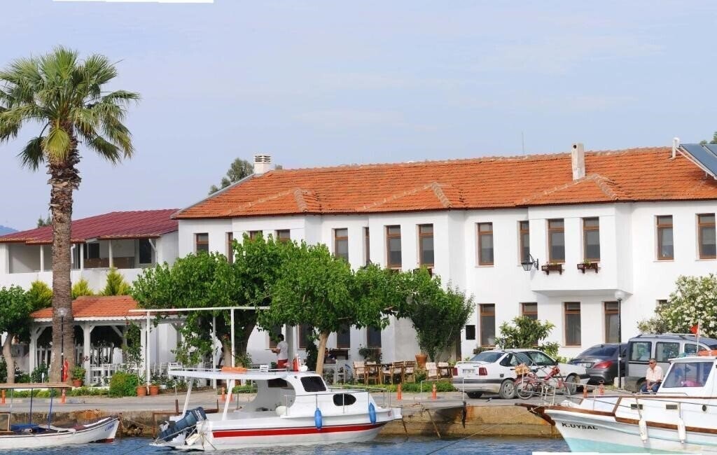 Фотографія Teos Lodge Pansiyon & Restaurant Boutique 3*