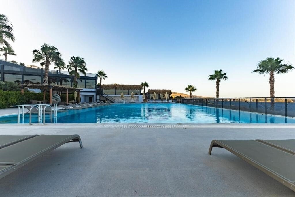 Картинка The Nowness Luxury Hotel & Spa 5*