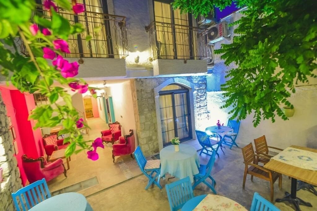 Отель Bedirhan Konak Otel 3*