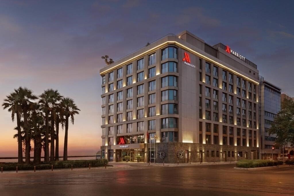 Готель Izmir Marriott Hotel 5*