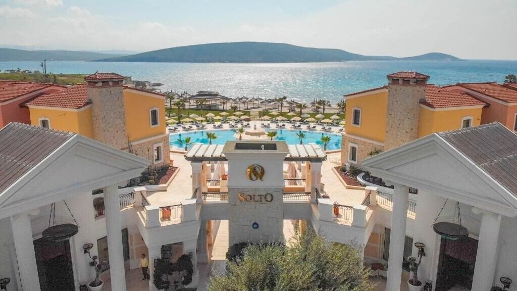 Готель Cocos The Club- Cesme 5*