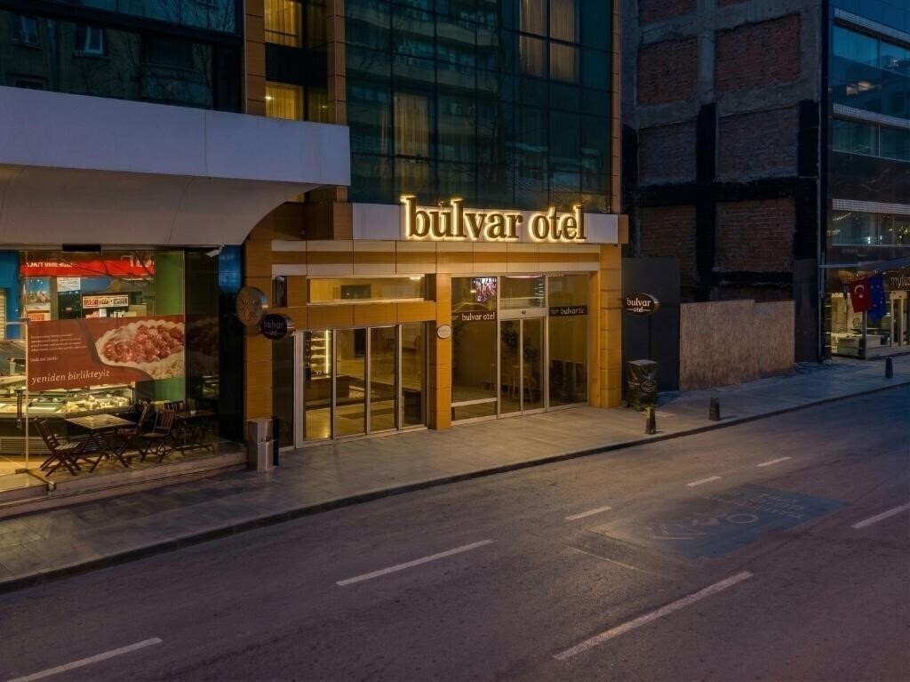Фото Bulvar Hotel 3*