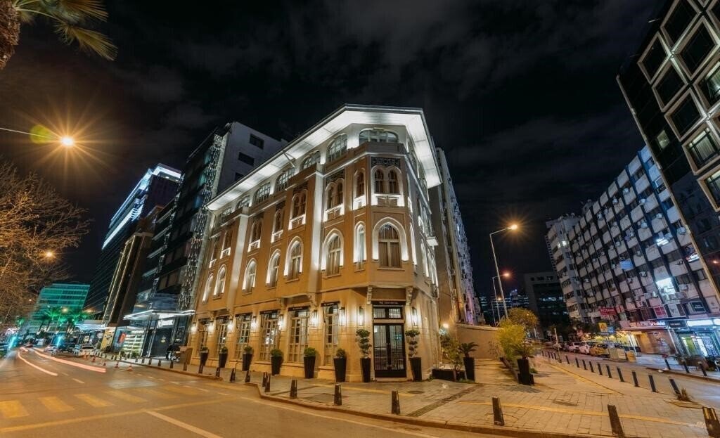 Готель En Hotel Boutique Izmir 4*
