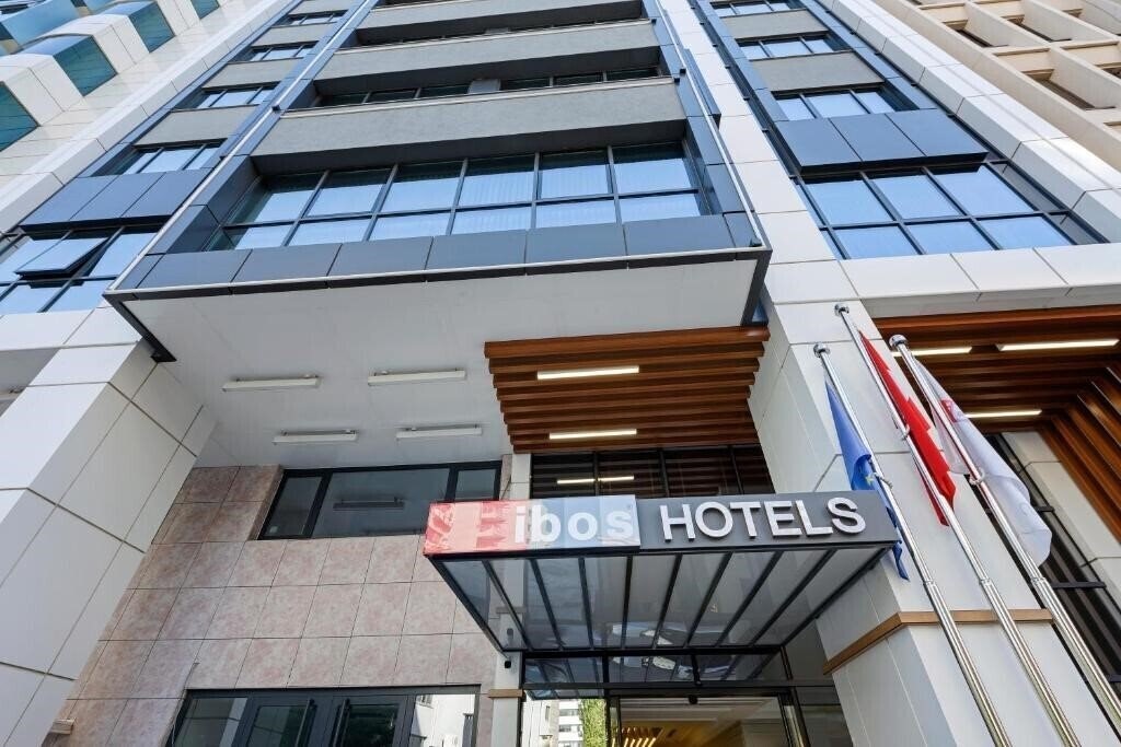 Готель Ibos Hotels Izmir 5*