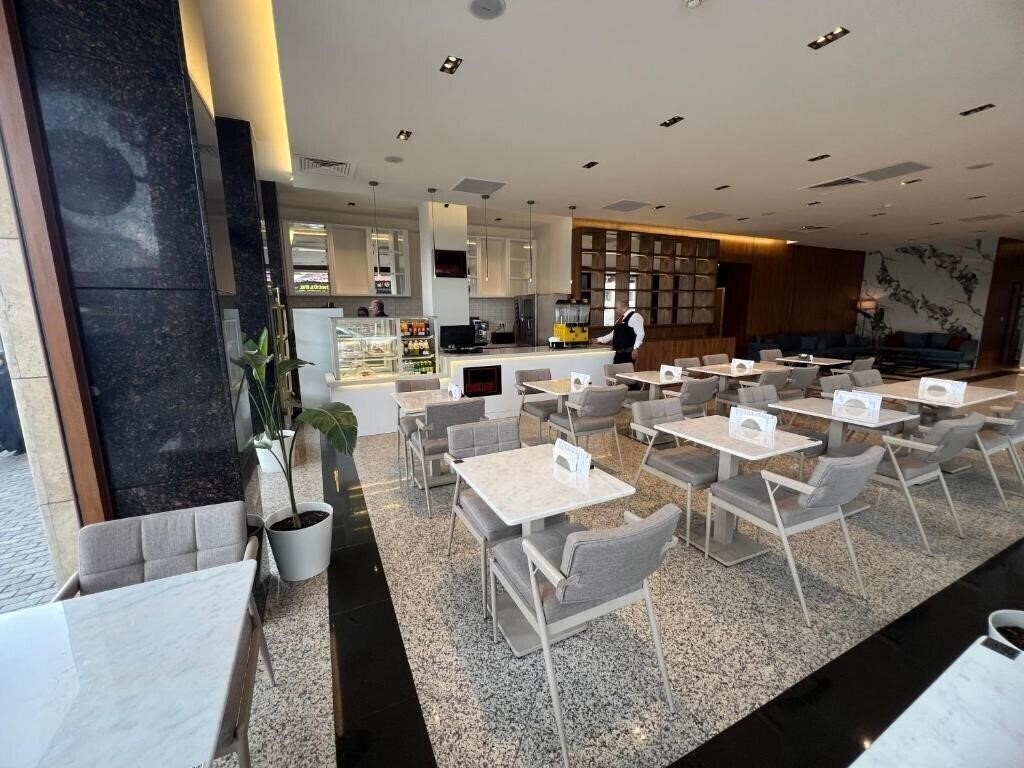 Зображення Istanblu Hotel Izmir 4*