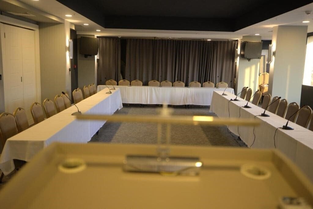 Фотографія Best Western Hotel Izmir 4*