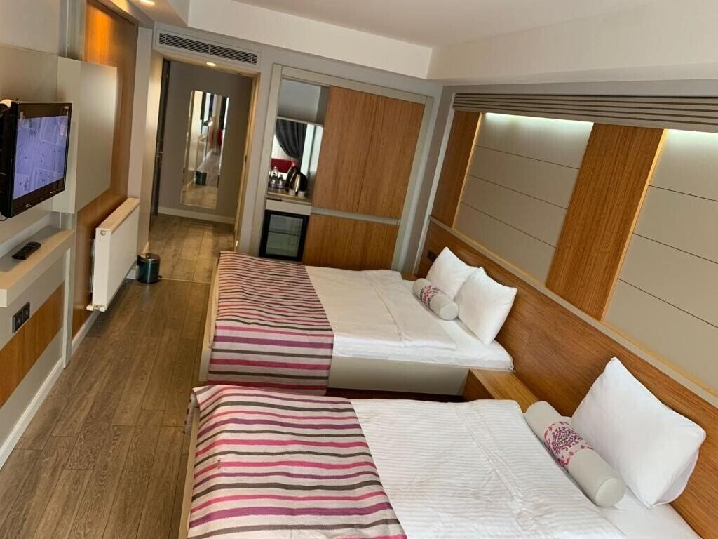 Изображение May Park Hotel Izmir 4*