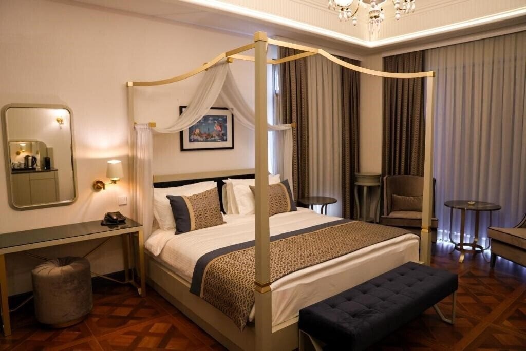 Фото Archstone Hotel by Ketenci 4*