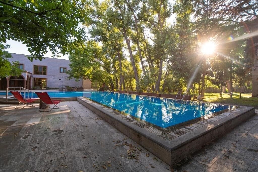 Готель Sunolus Vineyard House 3*