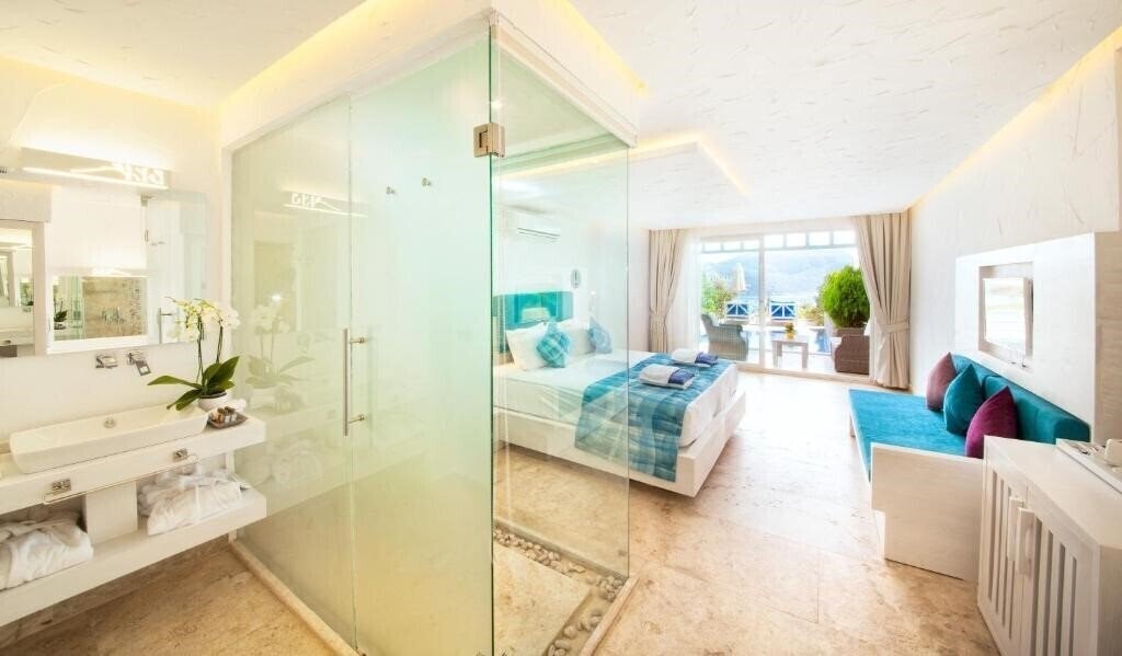Фотографія Asfiya Sea View Hotel 3*