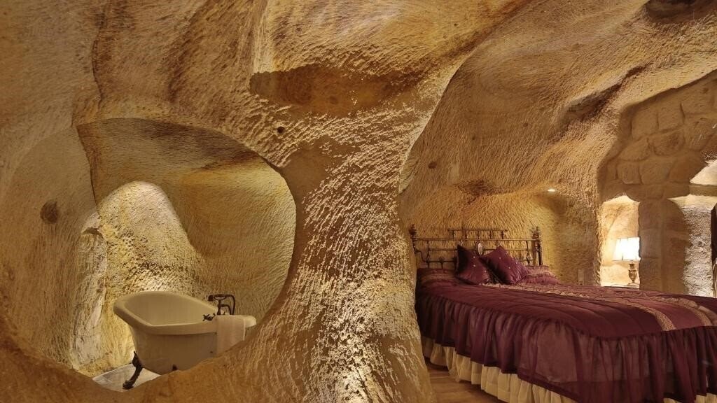 Фотографія Golden Cave Suites 4*