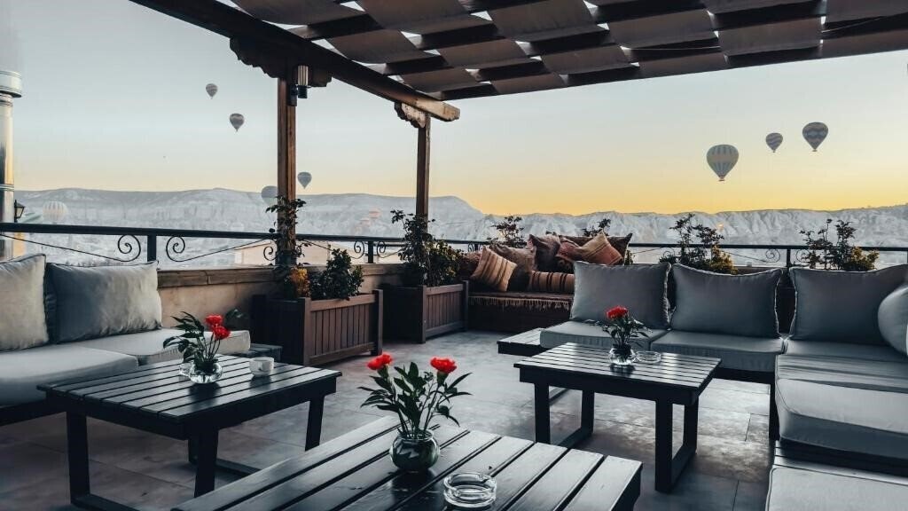 Фото Royal Stone Houses 3*