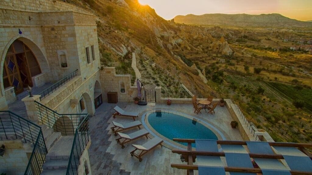 Зображення Kayakapi Premium Caves 4*