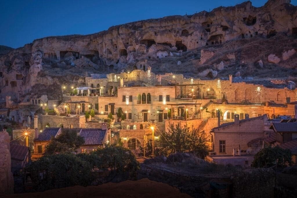 Готель Dere Suites Cappadocia 4*