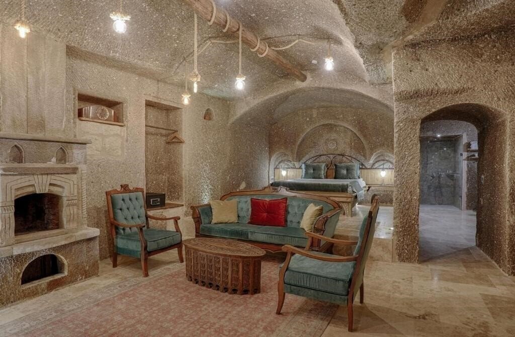 Фото Hera Cave Suites 3*