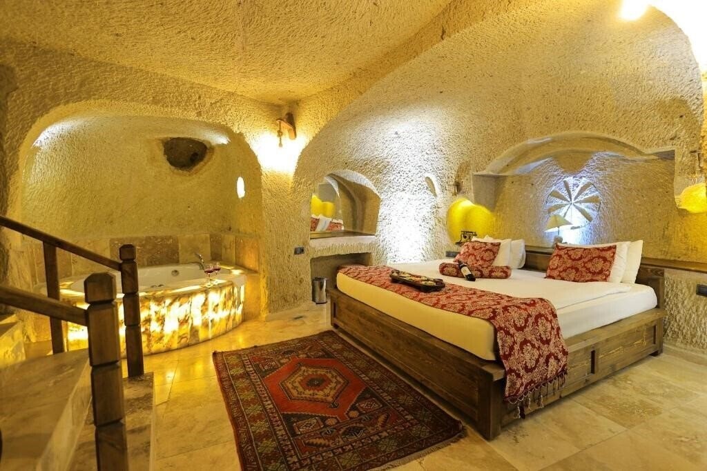 Фото Ortahisar Cave Hotel 3*