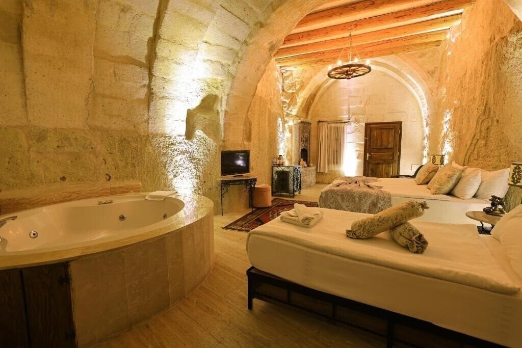 Фотографія Ortahisar Cave Hotel 3*