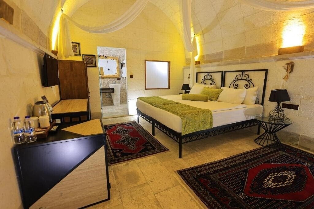 Изображение Ortahisar Cave Hotel 3*