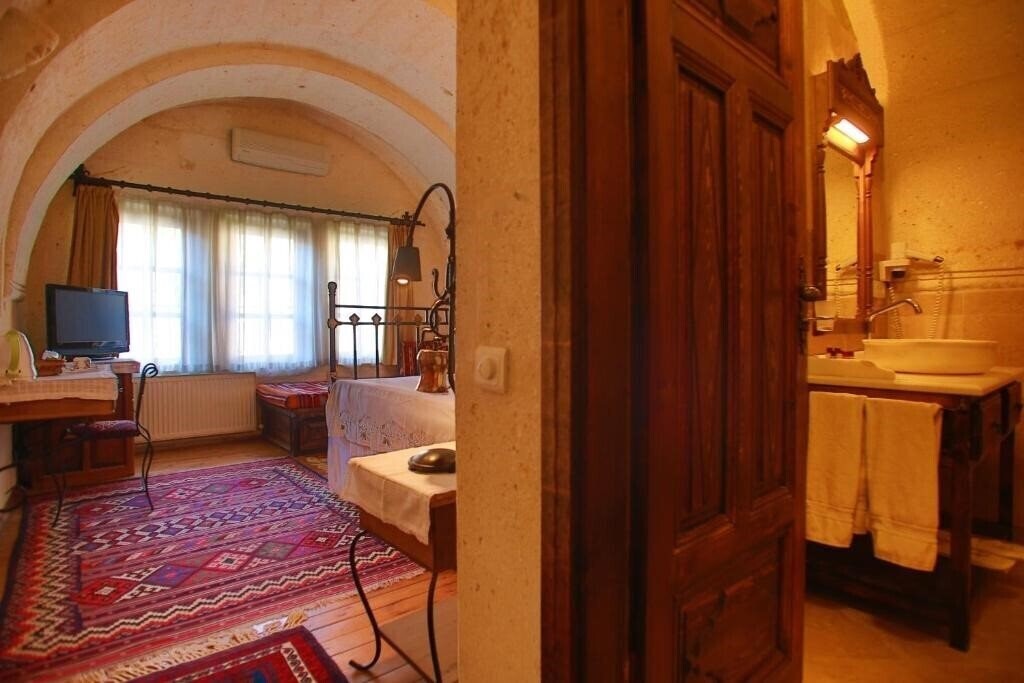 Зображення Selcuklu Evi Cave Hotel 3*