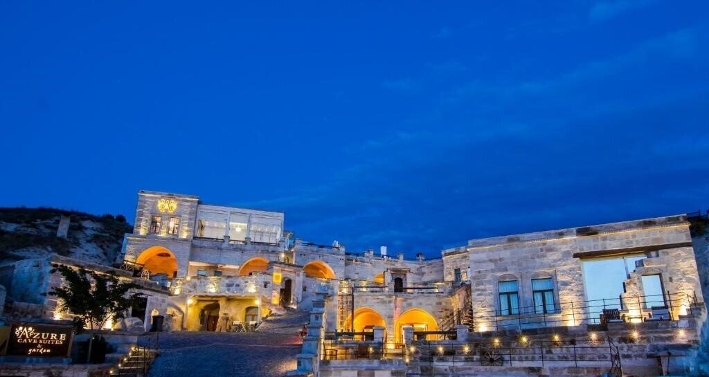 Фотография Azure Cave Suites 4*