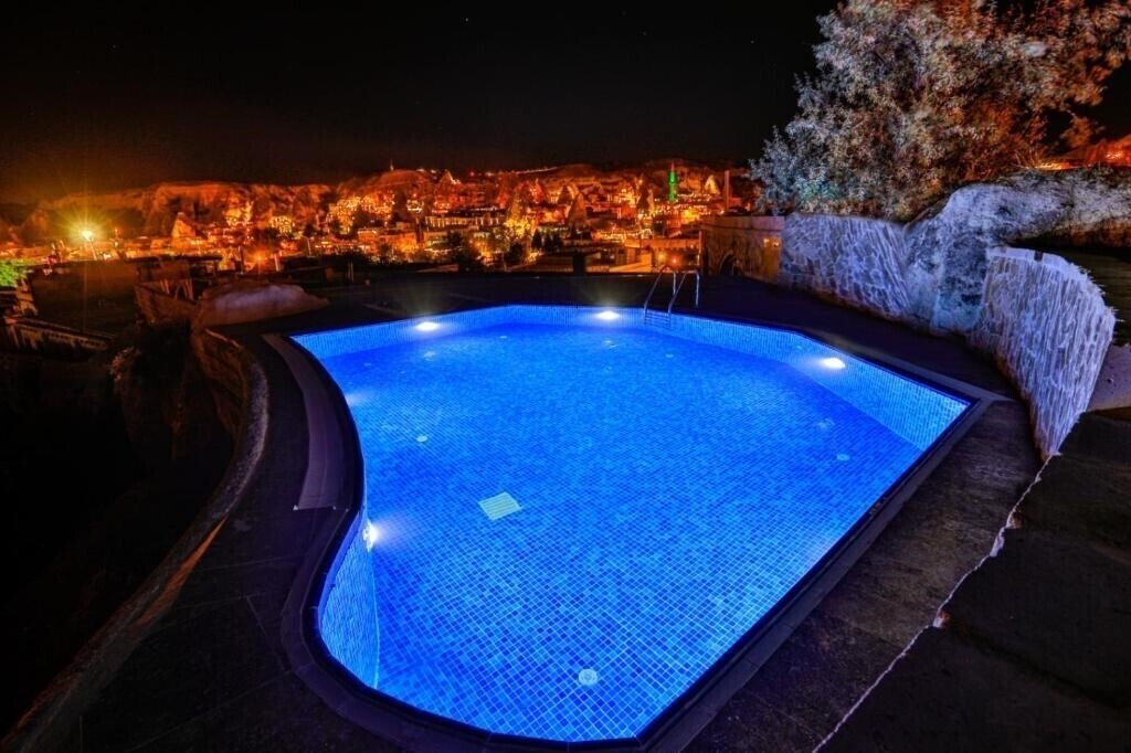 Фотографія Cappadocia Caves Hotel 3*
